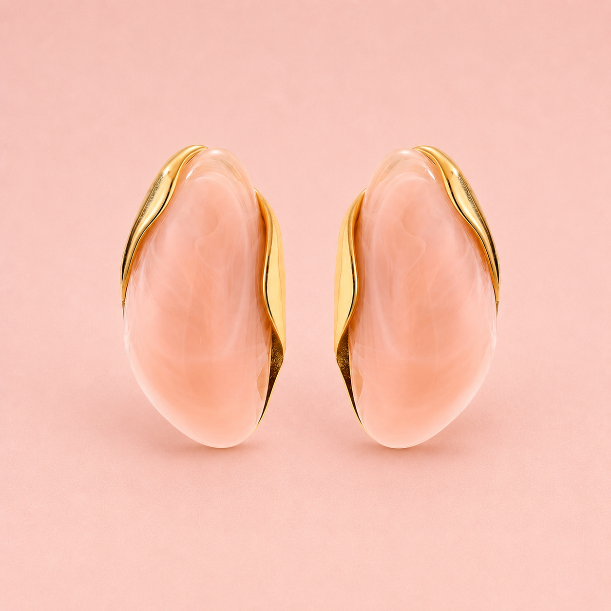 Rosa Resin Ohrstecker – vergoldet, 35 mm