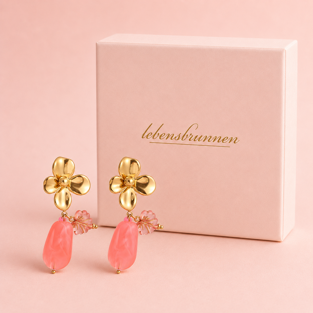 Blumen Ohrringe mit pinken Charms - vergoldet, 55mm