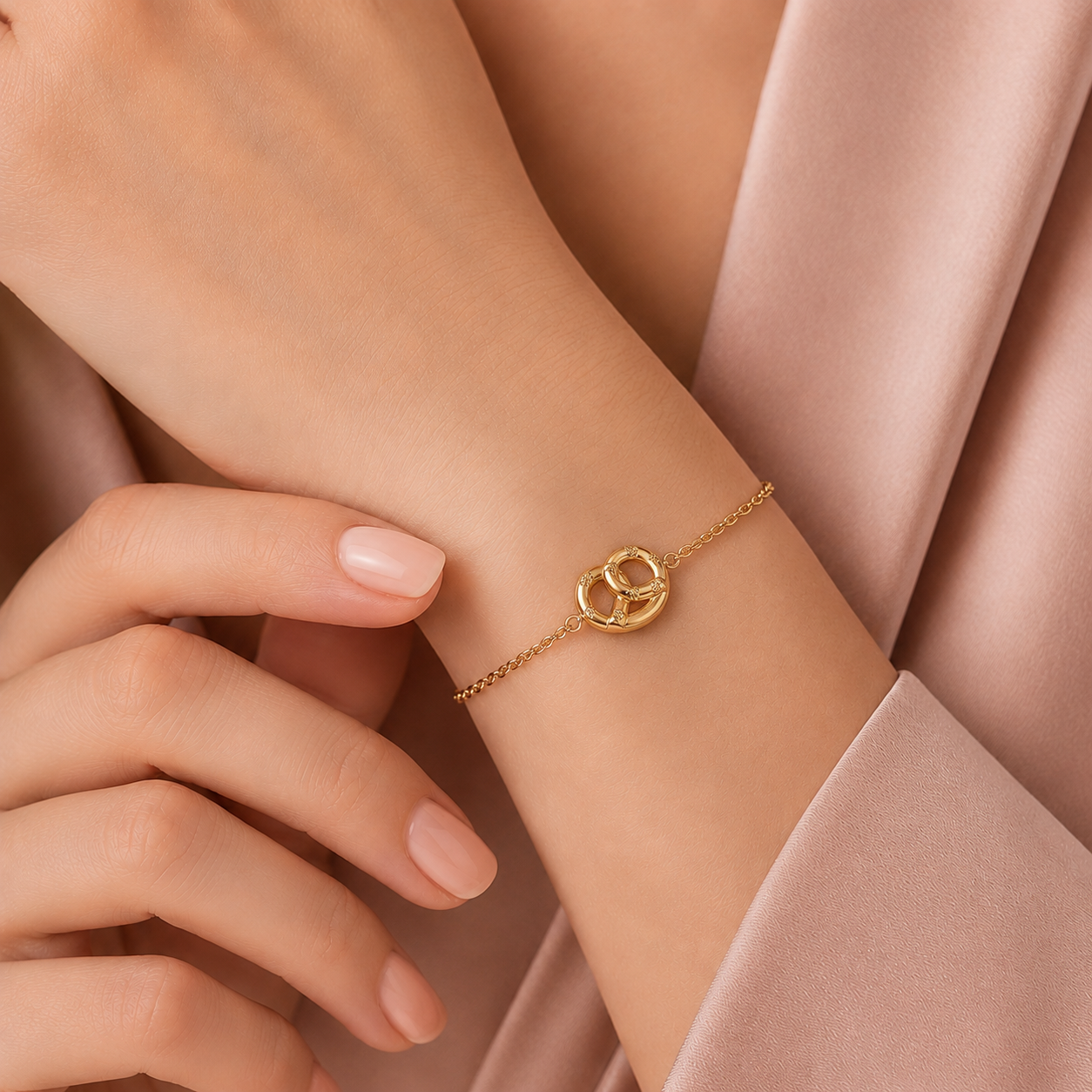 Wiesn Armband Brezel oder "Wiesnbrezn" - vergoldet, 16cm