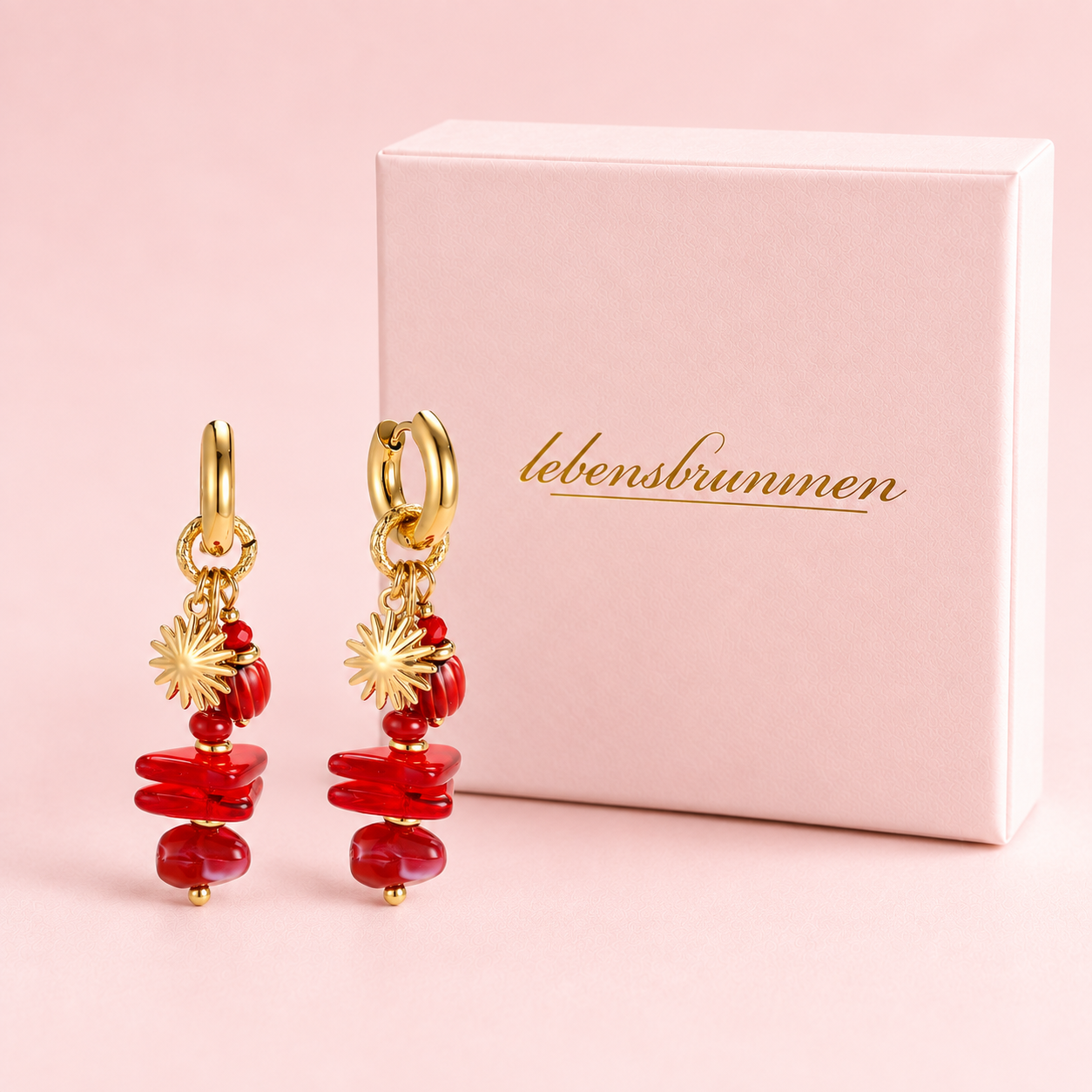 Rote Sonnen-Herz Ohrringe "Sunny Heart" mit schönen Details – vergoldet, 48 × 14 mm