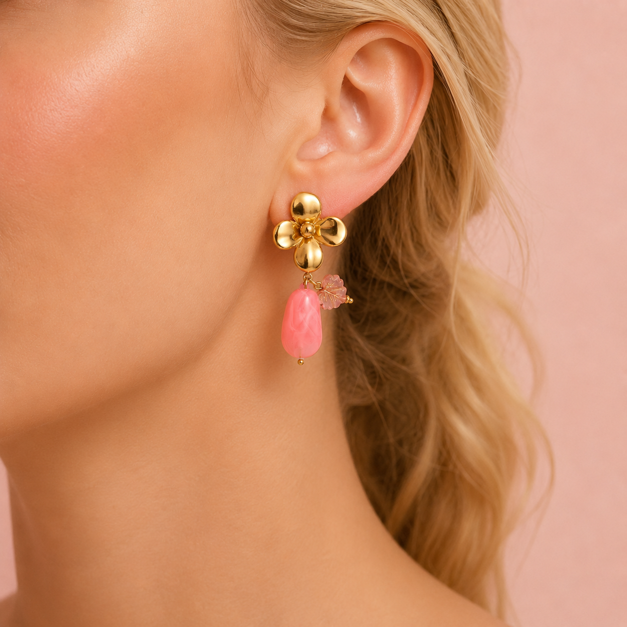 Blumen Ohrringe mit pinken Charms - vergoldet, 55mm