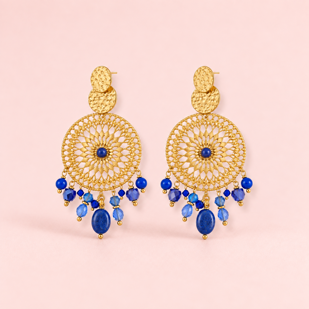 Griechische Blaue Mandala Ohrringe "Santorini Vibes" mit feinen Details – vergoldet, 76 × 32 mm